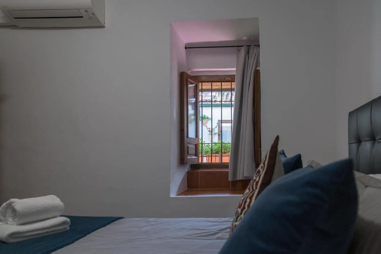 La Sultana Apartamentos Cordoba 0*,  Spain